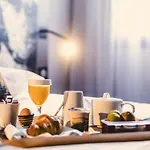 Mercure Palais Des Sports מלון 4*