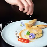 מלון Mercure Palais Des Sports 4*