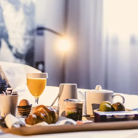 Mercure Palais Des Sports Szálloda 4*