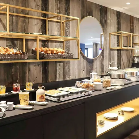 Mercure Palais Des Sports Hotel 4*