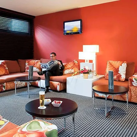 Mercure Palais Des Sports Hotel 4*