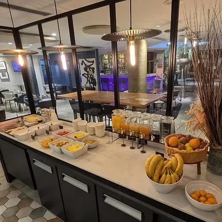 Mercure Palais Des Sports