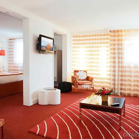 Mercure Palais Des Sports Hotel