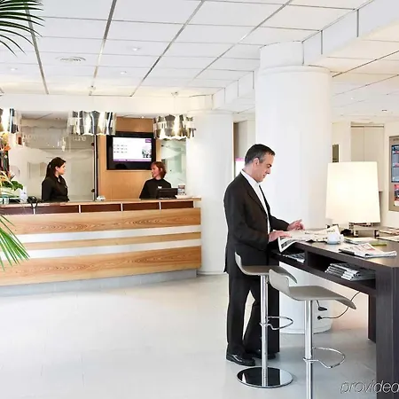 Mercure Palais Des Sports Hotel