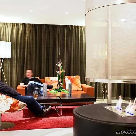 Mercure Palais Des Sports Hotel 4*