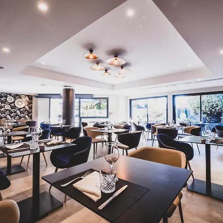 Mercure Palais Des Sports 포