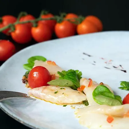 水星帕帕莱斯波特酒店 4*