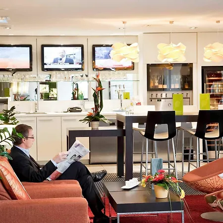 Mercure Palais Des Sports 4*