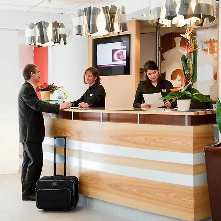 Mercure Palais Des Sports