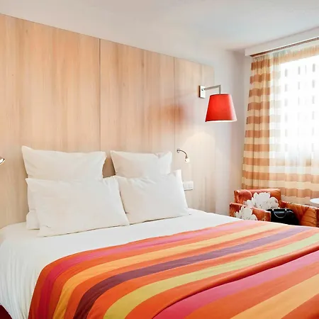 Szálloda Mercure Palais Des Sports 4*