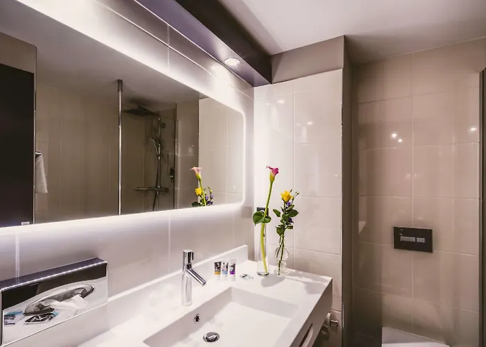 מלון Mercure Palais Des Sports פאו