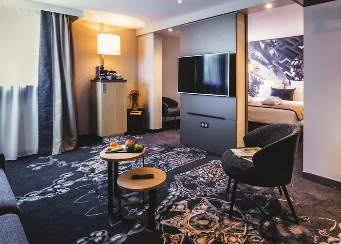 Mercure Palais Des Sports 4*