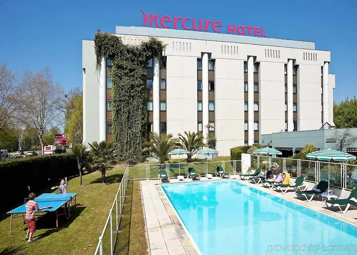 Mercure Palais Des Sports מלון 4*