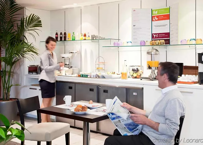 Mercure Palais Des Sports