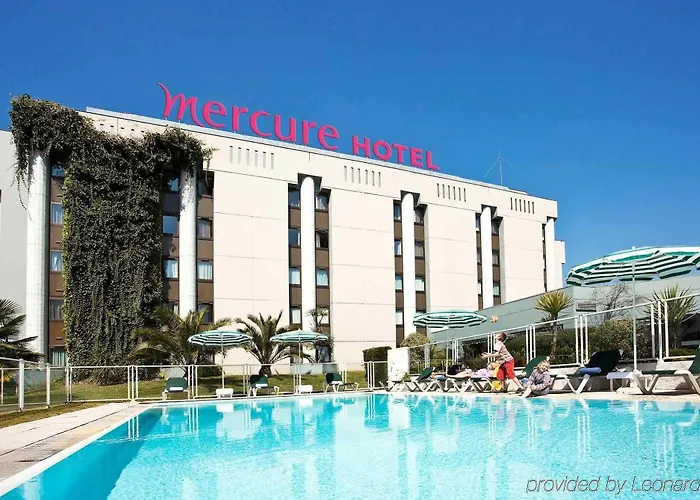 Mercure Palais Des Sports פאו
