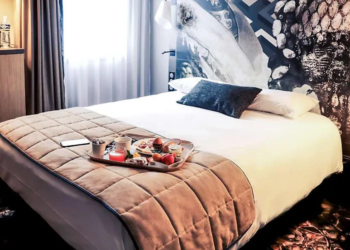 Mercure Palais Des Sports מלון פאו