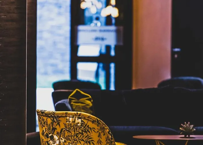 מלון Mercure Palais Des Sports 4*