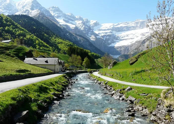 מלון Mercure Palais Des Sports 4*