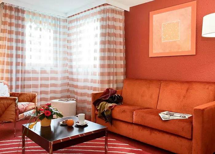 Mercure Palais Des Sports Hotel