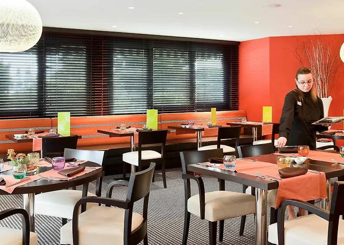 Mercure Palais Des Sports 4* פאו